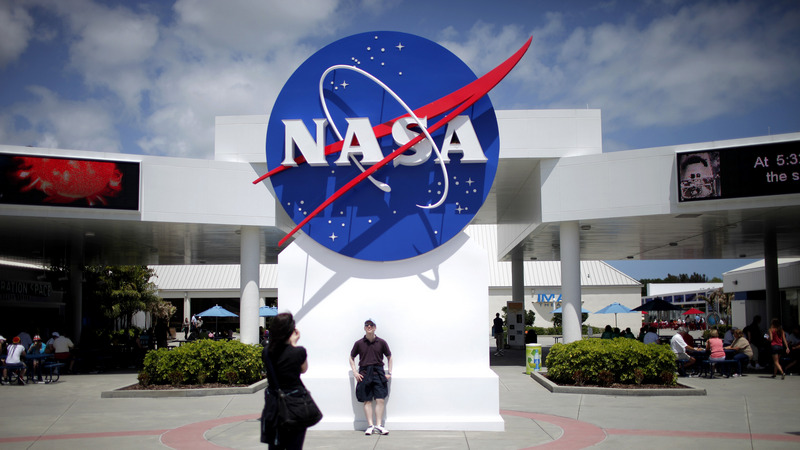 NASA Is Scrambling to Meet the White House Mandate to Return Astronauts to the Moon by 2024