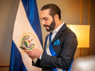 IMF Withholding Financial Aid for El Salvador Due to Its Bitcoin Alliance: Report