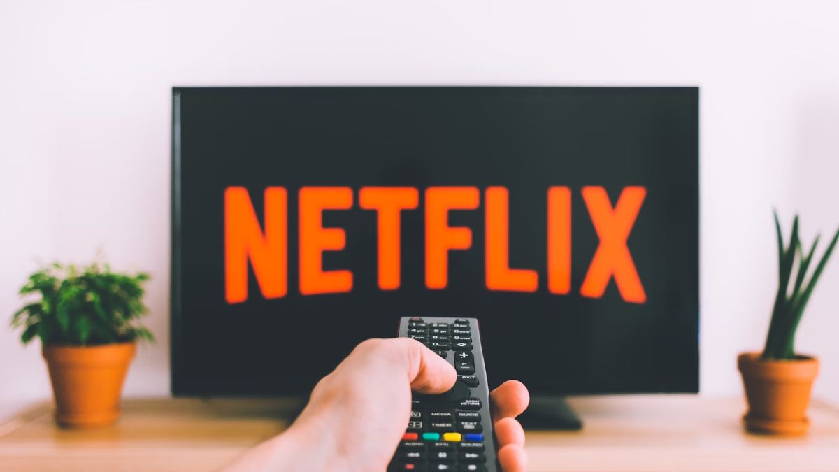 Netflix Is Removing Casting Support From Its Mobile App to Smart TVs and Streaming Devices