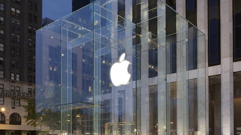 Apple, Alphabet Employee Buses Damaged by Vandals During Commute