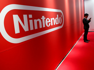 Nintendo&#039;s Mario Takes Driving Seat in Race for Mobile Hit