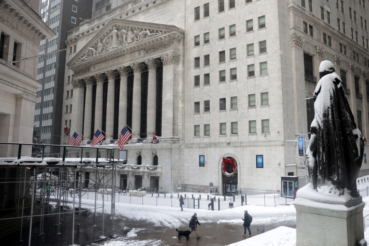 New York Stock Exchange to Delist Three Chinese Telecoms in Dizzying About-Face, Effective January 11