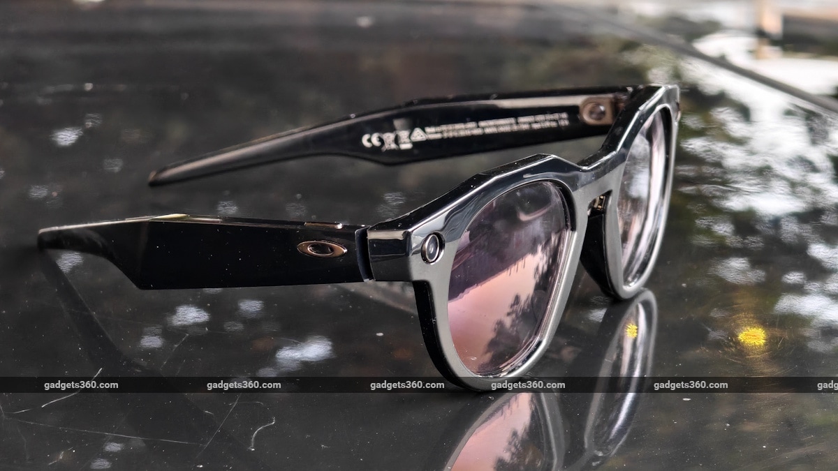 oaklay meta hstn review6 Oakley-Meta-HSTN-AI-glasses