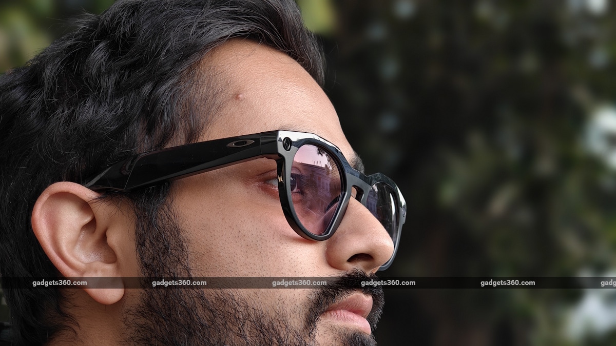 oaklay meta hstn review7 Oakley-Meta-HSTN-AI-glasses