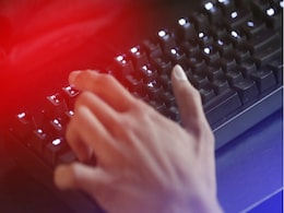 Pornhub, Reddit, Twitter Crack Down on AI-Generated 'Deepfake' Porn Pornhub, Reddit, Twitter Crack Down on AI-Generated 'Deepfake' Porn