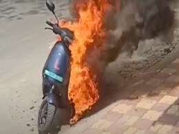 Ola S1 Pro Electric Scooter Catches Fire, Company Responds, Assures Investigation Ola S1 Pro Electric Scooter Catches Fire, Company Responds, Assures Investigation