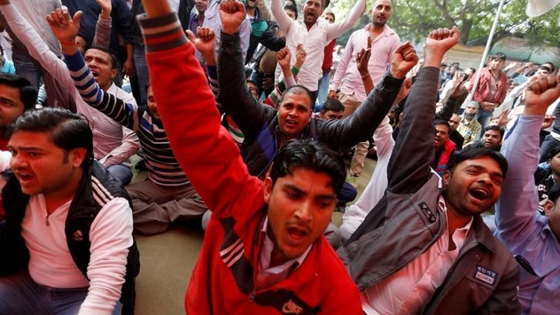 Uber, Ola Drivers in Bengaluru Protest With Indefinite Fast