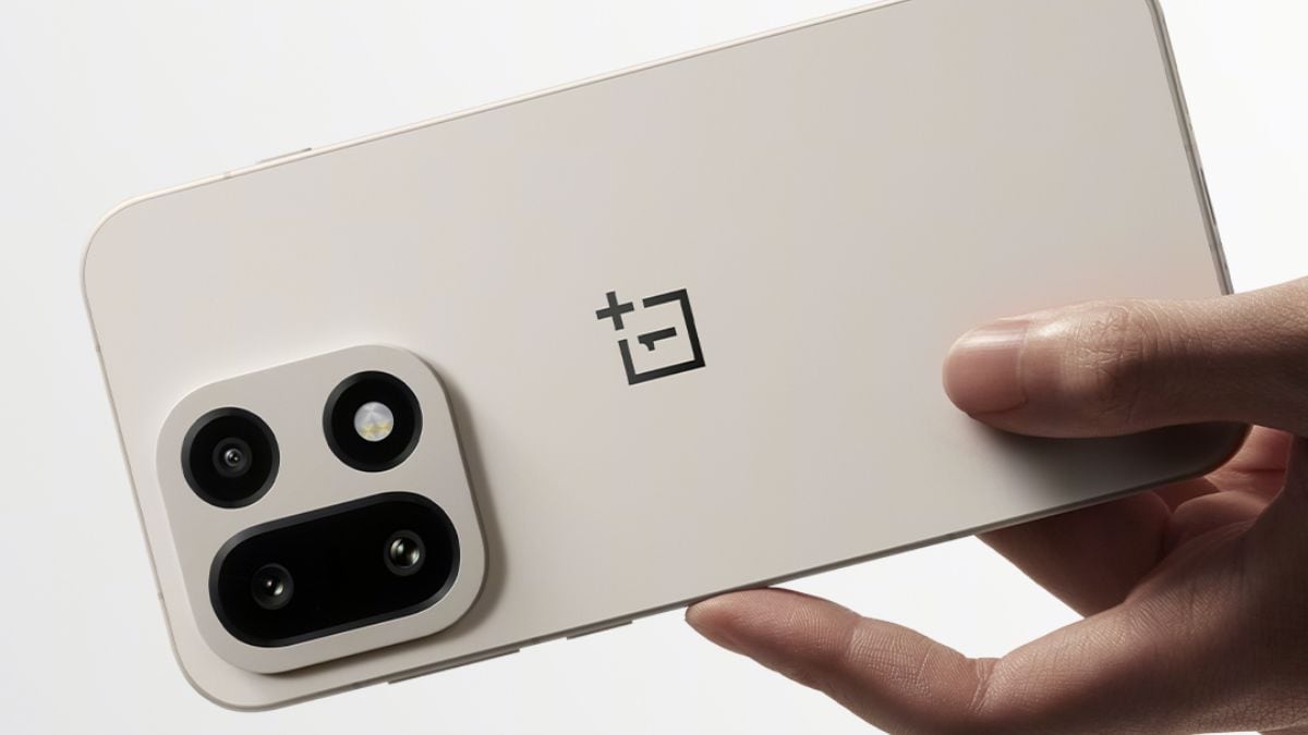 OnePlus 15 Sand Dune Colourway Revealed With ‘Minimalist’ Camera Deco, 1.15mm Narrow Bezels