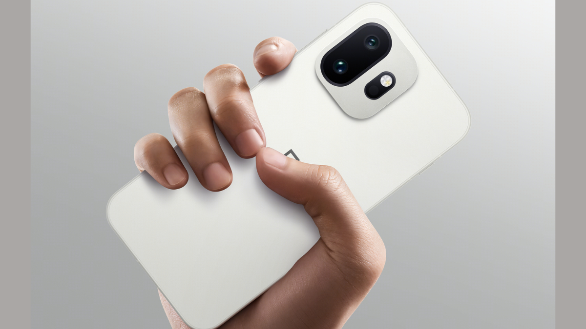 OnePlus 15T White Colourway, Key Display Features Revealed as Company Opens Pre-Orders in China