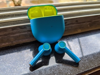 OnePlus Buds Users Facing Issues With Left Earpiece: Report