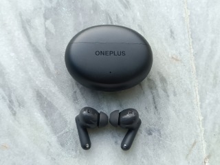 OnePlus Nord Buds 3 Review: Bassy With Big Battery