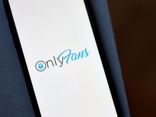 OnlyFans: Doomed by Its Own Porn Ban?
