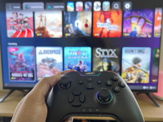 ONMO+ 'Smart Console' Review: A Console-Like Cloud Gaming Experience for Casuals