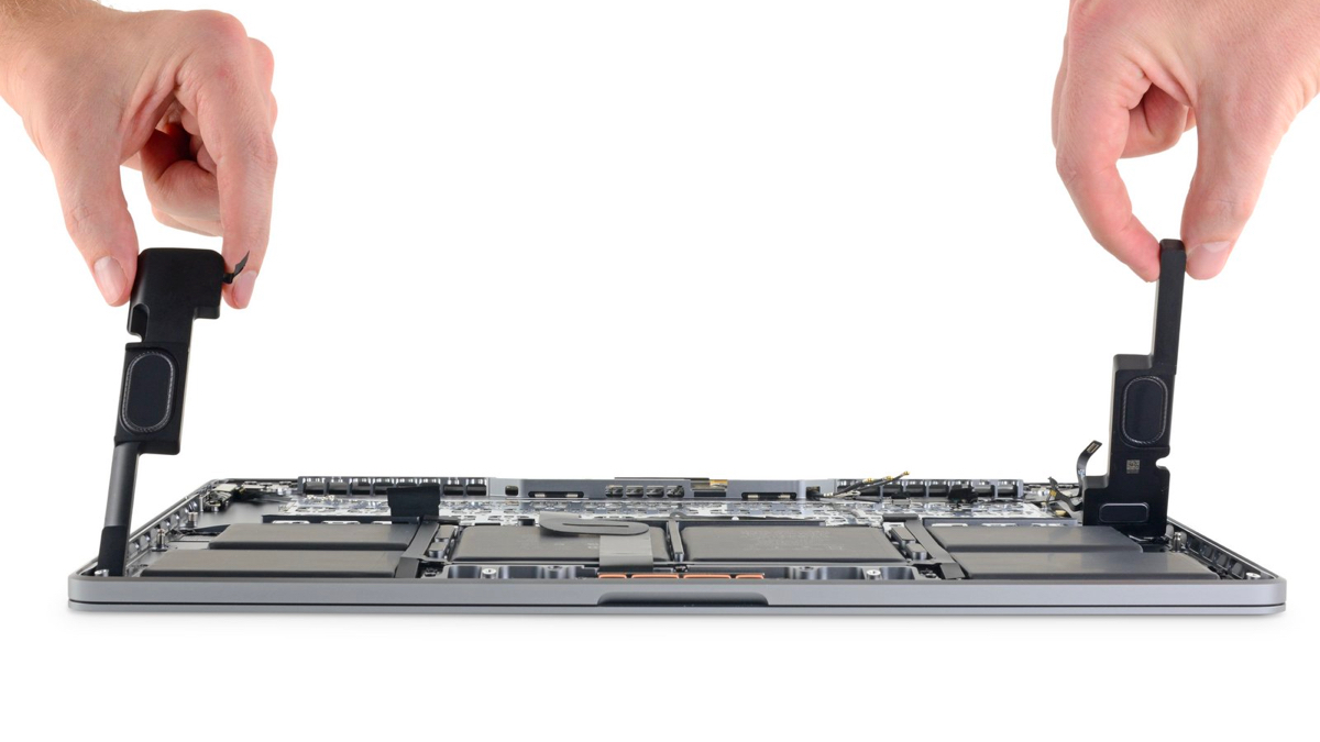 16-Inch MacBook Pro Features Improved Cooling System, Bigger Battery, Magic Keyboard: iFixit Teardown