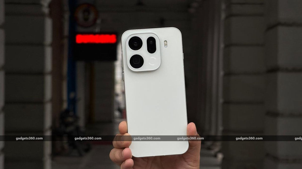 Oppo Find X9 সিরিজ 200MP ক্যামেরা ও 7,500mAh ব্যাটারির সঙ্গে ভারতে লঞ্চ হল, ফোনেই এবার DSLR-এর ছবি