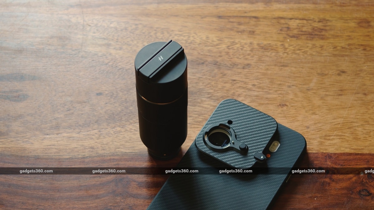 oppo find x9 pro hasselblad teleconverter kit problem gadgets 360 OppoFindX9Pro  Oppo