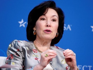 Oracle Co-CEO Catz Expects Acceleration in Cloud Business