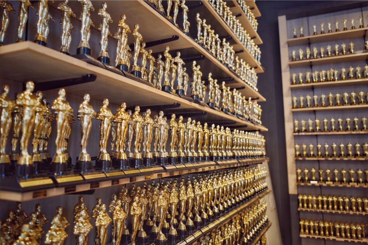 Oscars Revise Eligibility Rules, Ban AI Actors and Scripts From Winning Awards