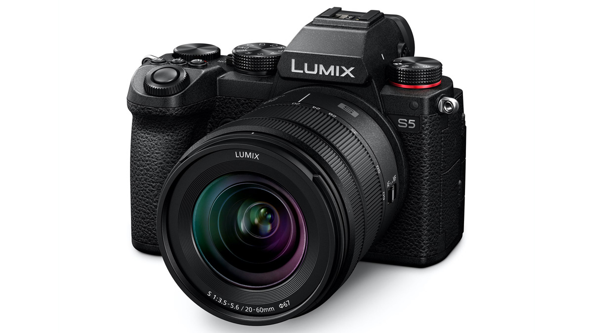 Panasonic Lumix S5 Compact Full-Frame Mirrorless Camera With 24-Megapixel Sensor, 5-Axis IBIS Launched
