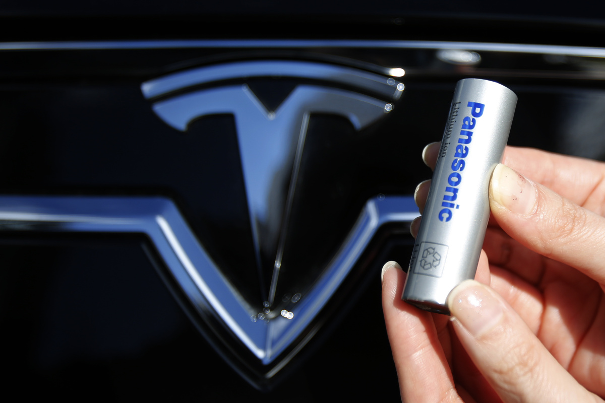 Panasonic Plans New Massive Battery Plant in US to Supply Tesla: Report