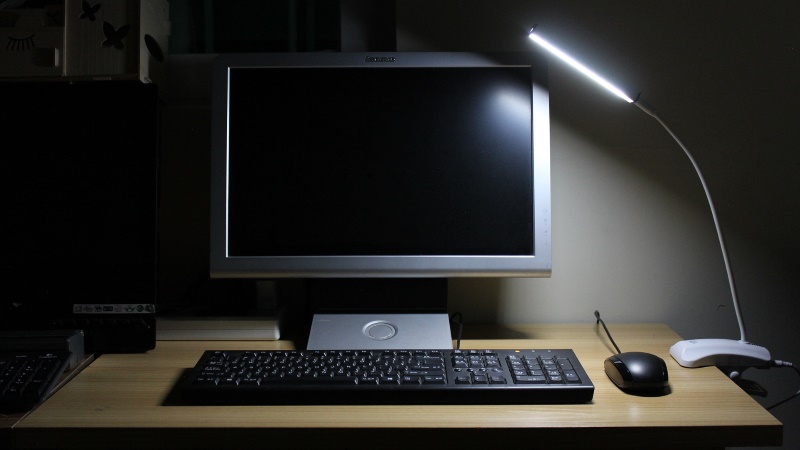 Personal Computer Sales Fall for Fifth Year in a Row: Gartner, IDC