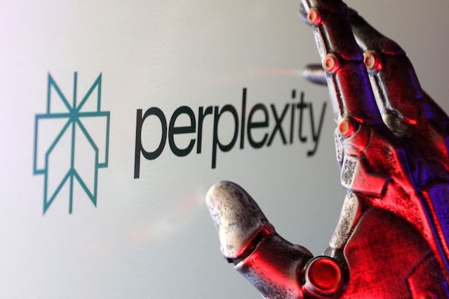 Reddit Sues Perplexity for Scraping Data to Train AI System Reddit Sues Perplexity for Scraping Data to Train AI System