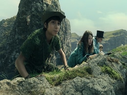 Peter Pan and Wendy Review: A Classic, but Less Edgy and More Kid-Friendly Peter Pan and Wendy Review: A Classic, but Less Edgy and More Kid-Friendly