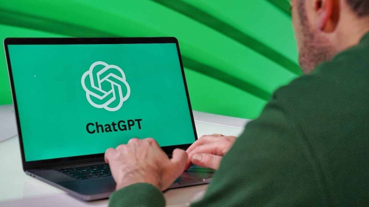 ChatGPT আপনার আশির দশকের রেট্রো ছবি বানাতে কত বিদ্যুৎ ও জল খরচ করছে জানেন?