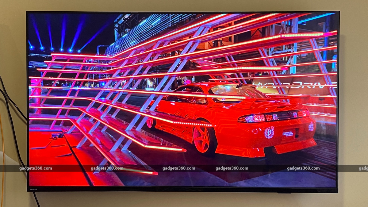 Philips 55-Inch 8200 Series Ultra-HD HDR LED Android TV (55PUT8215/94) Review: Mid-Range Pricing, Very Good Performance