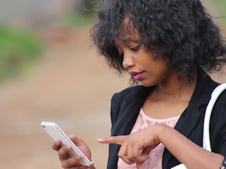 Why Was Google&#039;s Gboard Giving Inappropriate Suggestions - and How Did It Mysteriously Stop?