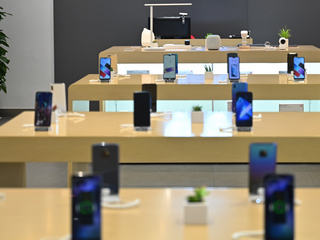 Global Mobile Phone Shipments to Fall 14.6 Percent in 2020 Due to Coronavirus Pandemic: Gartner