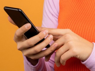 India on Track to Quadruple Mobile Exports From Rs. 22,500 Crore in 2020-21, DPIIT Secretary Says