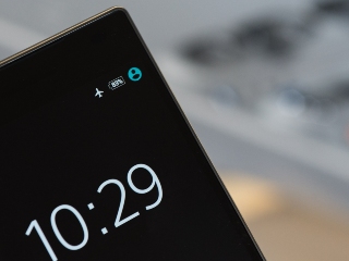 Here&rsquo;s the Real Reason to Turn on Aeroplane Mode When You Fly