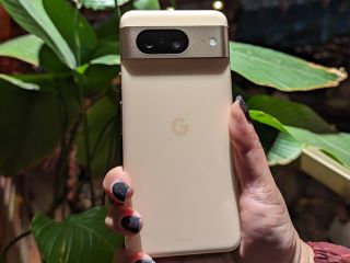 Pixel 8, Pixel 8 Pro Get Galaxy S24's New Circle to Search Feature