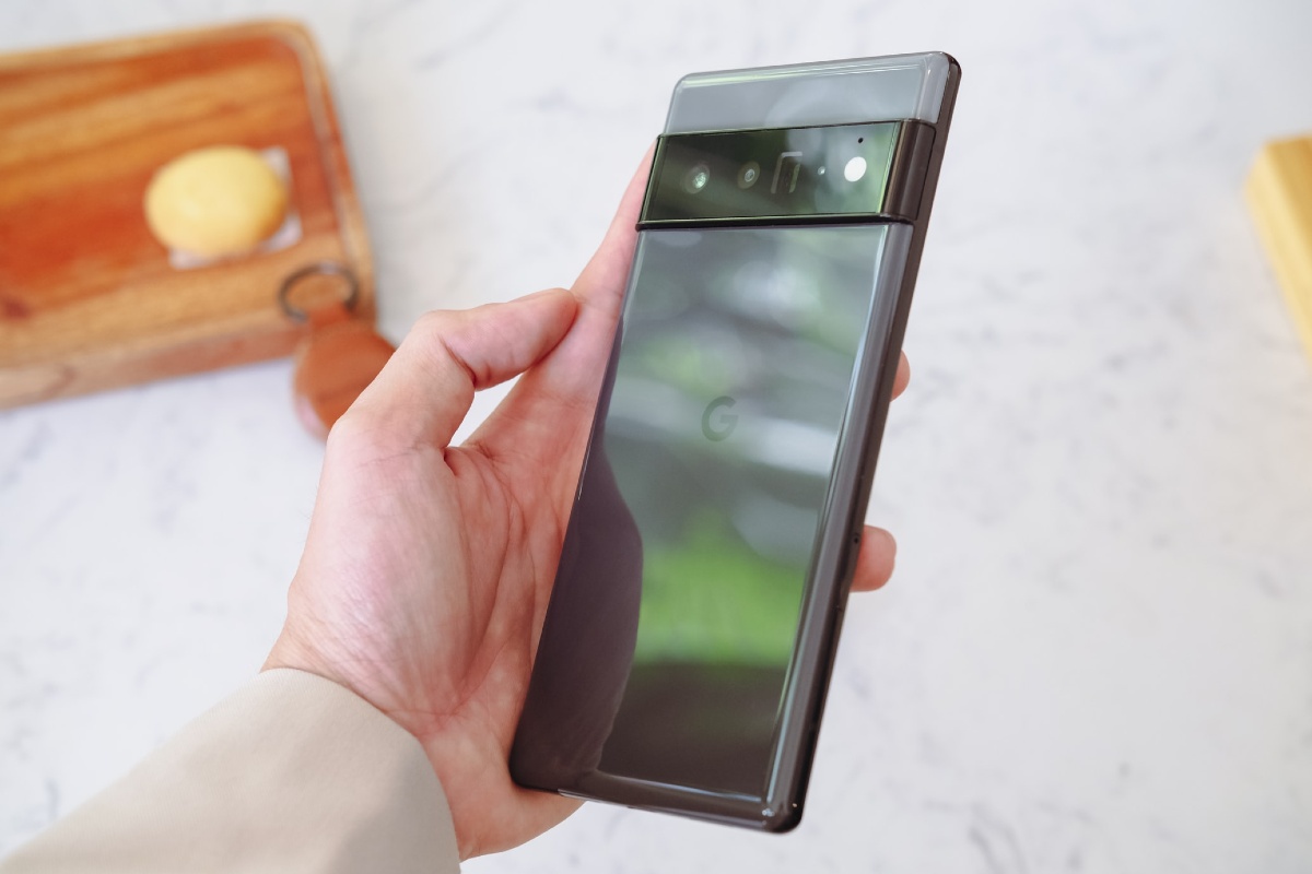 Google Rolling Out May 2022 Update With a Fix for Weak Notification Vibrations on Pixel 6, Pixel 6 Pro