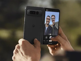 Apple&#039;s First Foldable iPhone Unlikely to Be Unveiled Before 2027: TrendForce