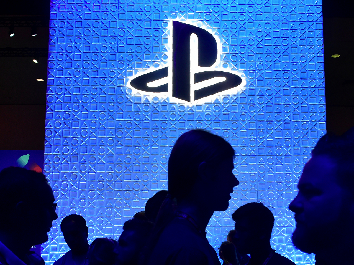 Sony PlayStation 5 Launch Set for Late 2020, Controllers to Feature Haptic Feedback and Adaptive Triggers