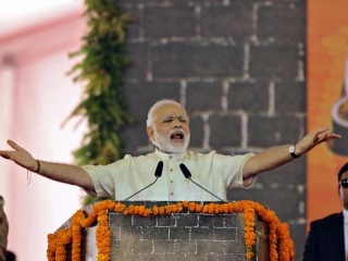 PM Narendra Modi Announces Lucky Grahak, Digi Dhan Vypaar Schemes Amid Digital Push