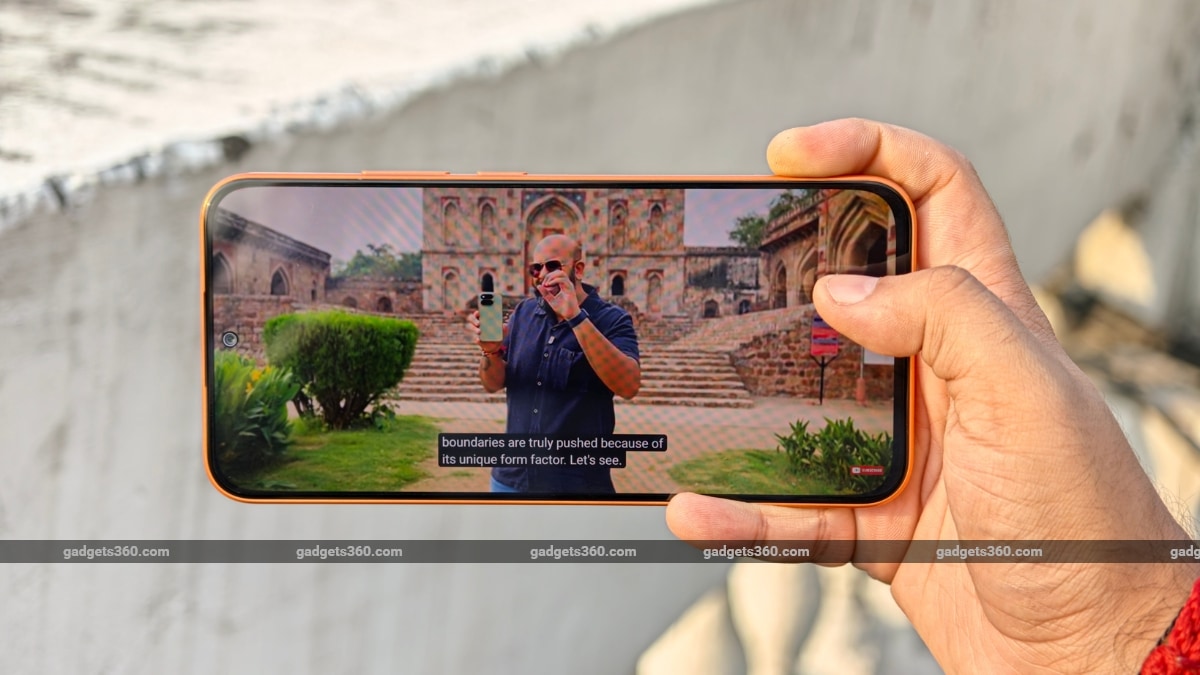 poco m8 power review ndtv display 2 Poco