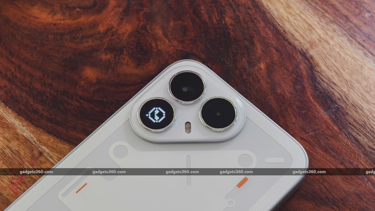 pova 8 design martix whatsapp gadgets 360 Pova 8  Tecno