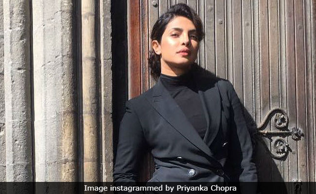 Priyanka Chopra's <i>Quantico</i> Axed, Kal Penn Has A New Offer For The Actress