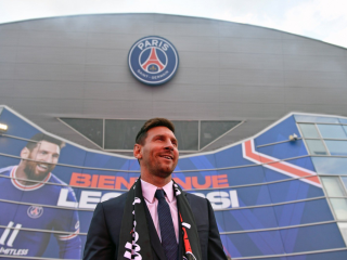 Messi's PSG 'Welcome Package' Said to Have Crypto Fan Tokens