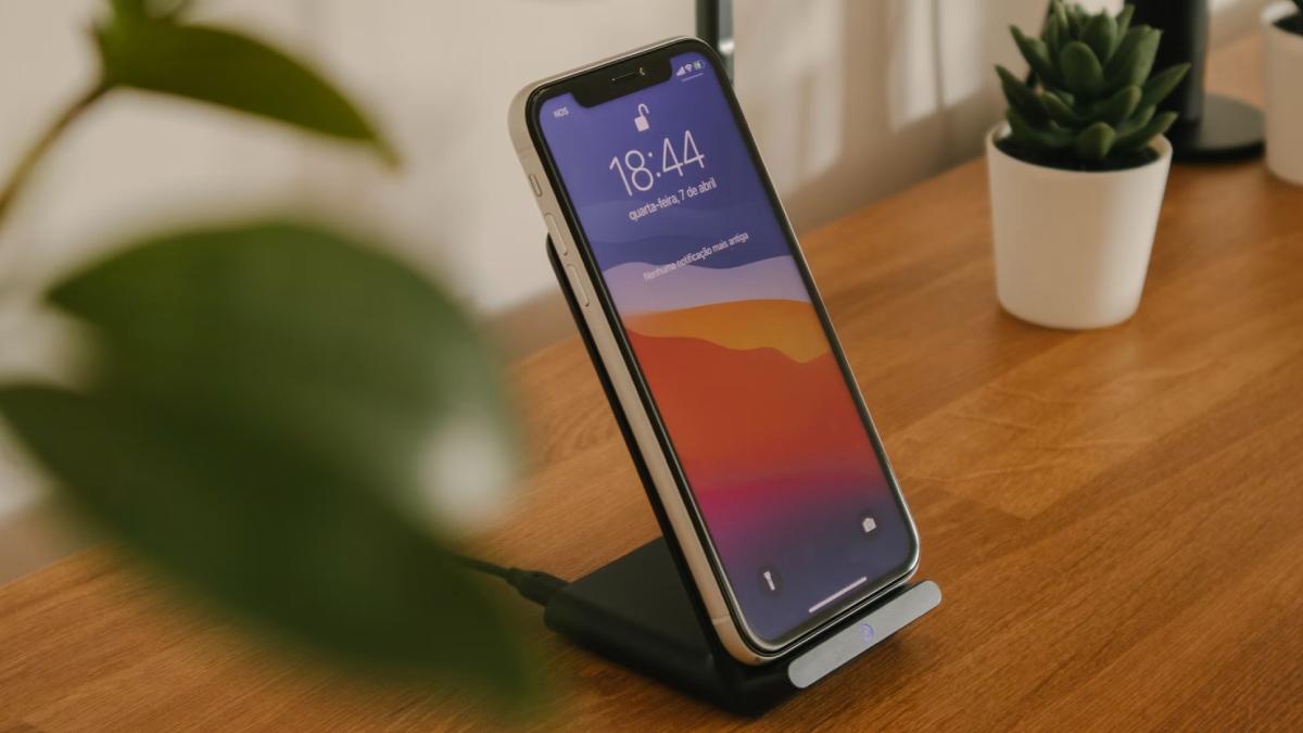 Google Pixel 9 Lineup Tipped to Launch With Qi2 Wireless Charging Support Available on iPhone 15 Series