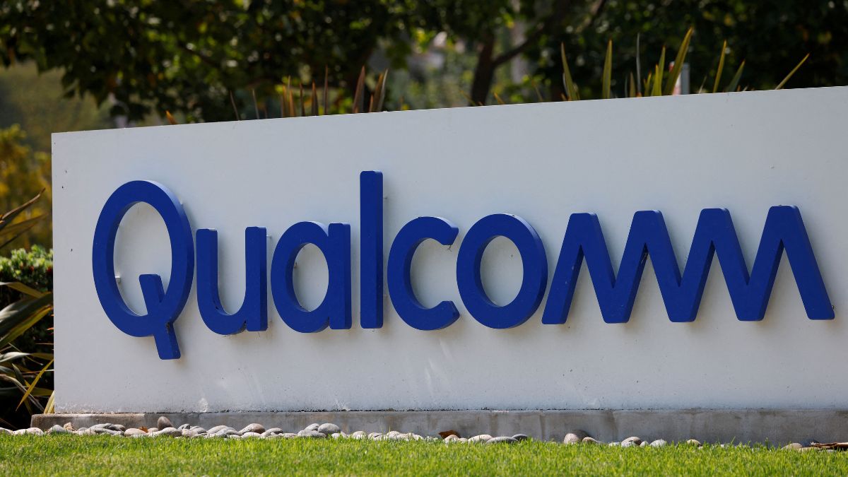 Qualcomm Unveils Robotics-Focused Dragonwing IQ10 Series SoC, Expands IoT Portfolio Ahead of CES 2026