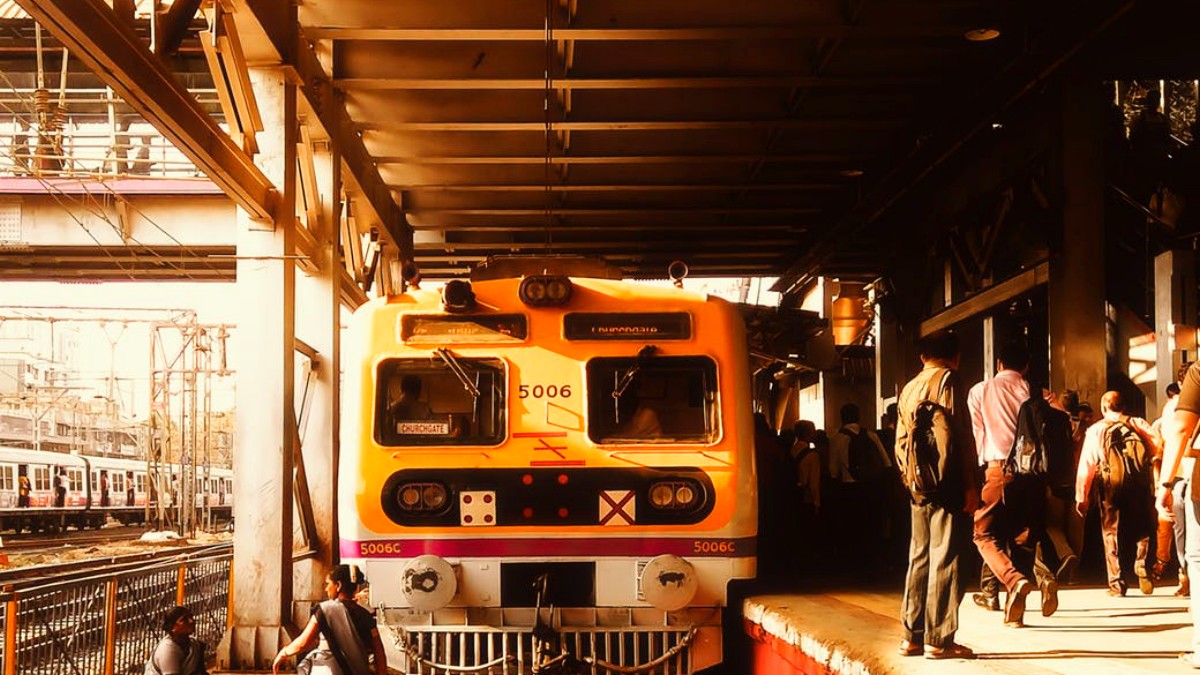 Indian Railways to Provide Free Video Streaming Service on Trains, at Stations: Report