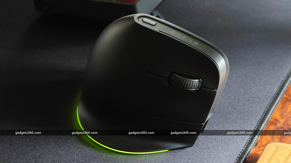 razer pro click v2 vertical free spin gadgets 360 RazerProClickVertical  Razer