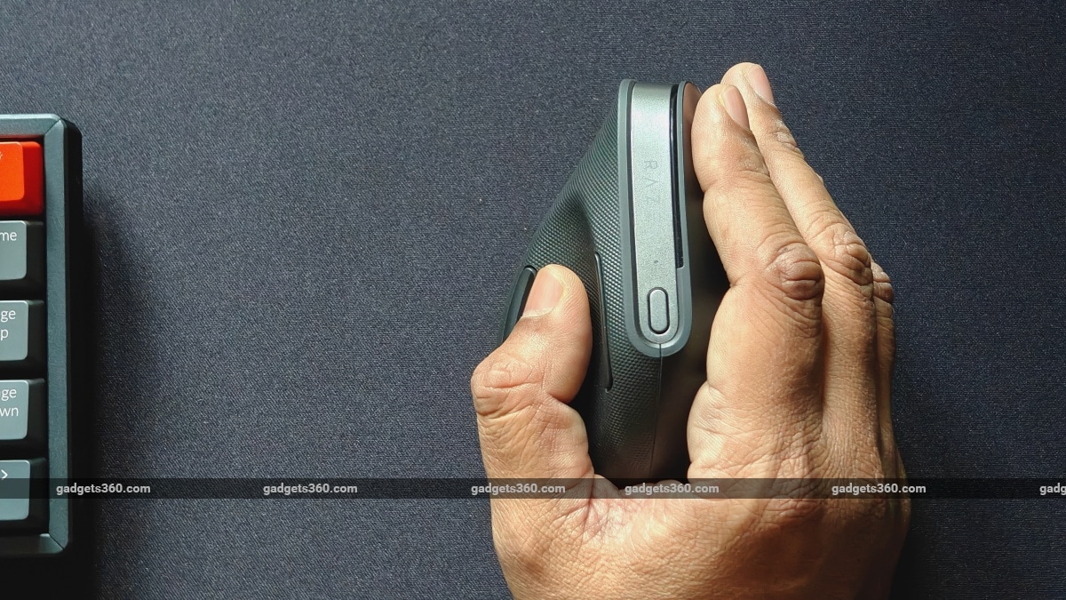 razer pro click v2 vertical hand ergos2 design gadgets 360 RazerClickProV2  RazerClickProV2  Razer
