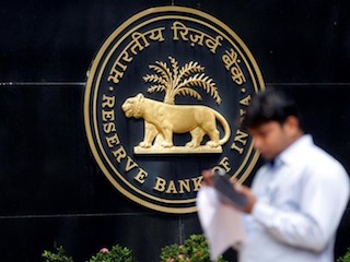 RBI Announces Interoperability for Mobile Wallets, to Be Implemented in Six Months