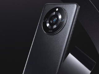 Realme Phone With Periscope Lens Teased for India; May Be This