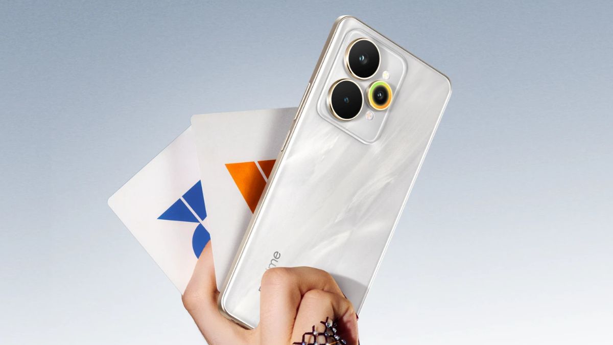 Realme 15 5G Series With 144Hz AMOLED Screens Goes on Sale in India